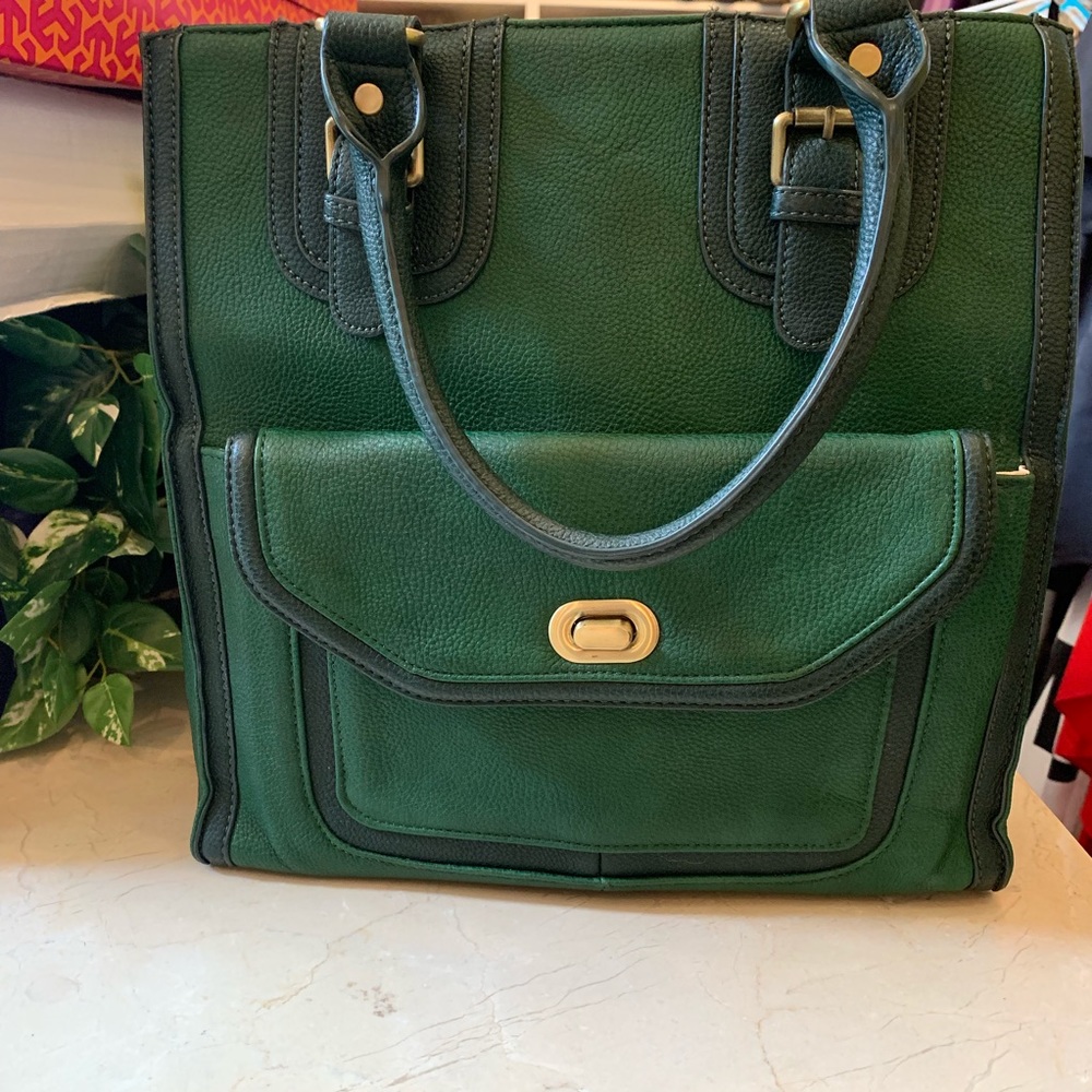 Aldo Purse
